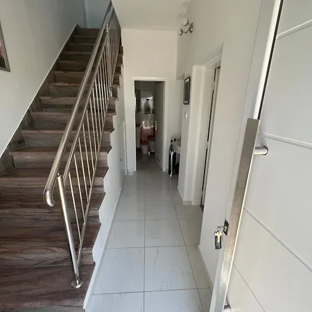Tatil Evi House Erin Tara Sigrid, Hvar