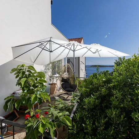 House Erin Tara Sigrid, Hvar Tatil Evi