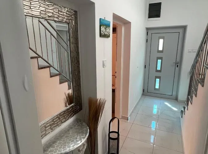 Casa de Férias House Erin Tara Sigrid, Hvar *