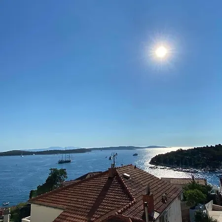 House Erin Tara Sigrid, Hvar Hvar Town